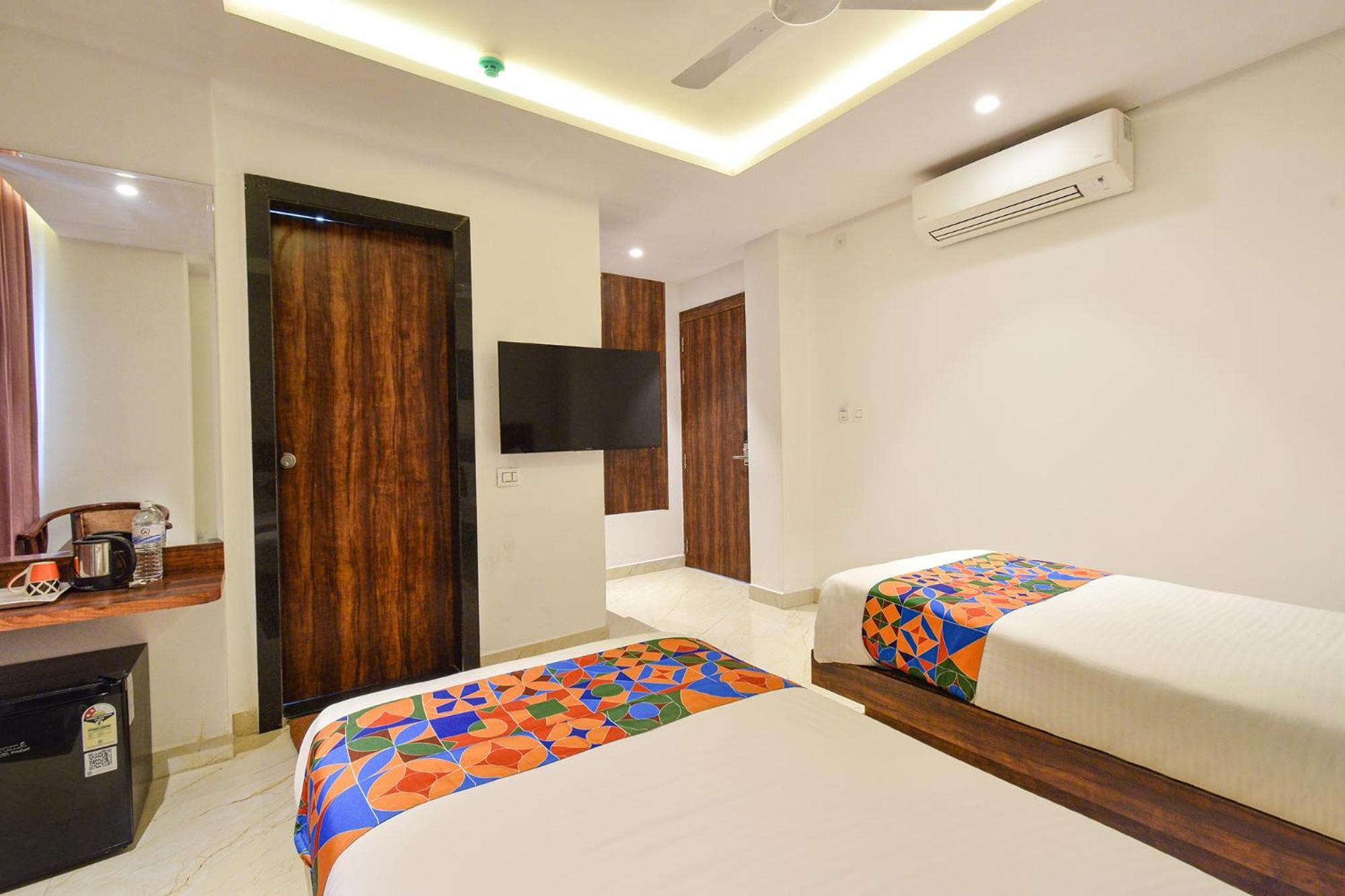Fabhotel Prime Prowell Apex - Nr Kims Hospital, Hitech City 하이데라바드 외부 사진